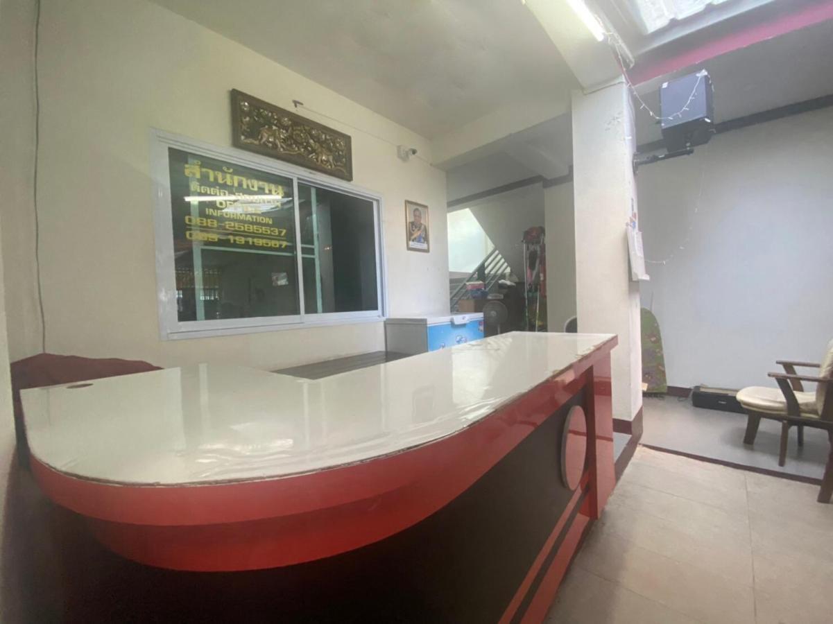 Oyo 1135 Triple A Residence Chiang Mai Luaran gambar
