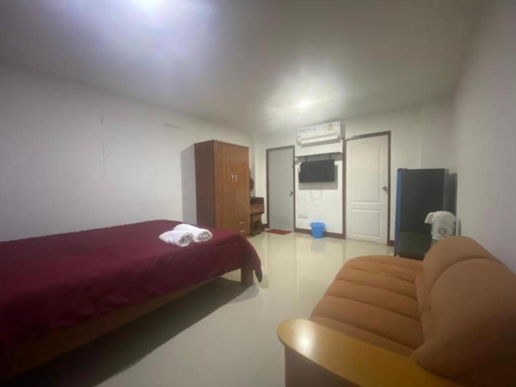 Oyo 1135 Triple A Residence Chiang Mai Luaran gambar