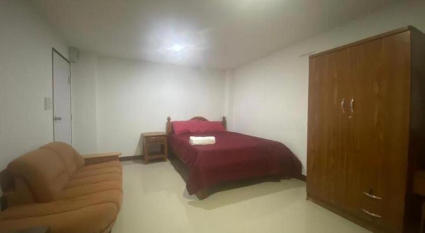 Oyo 1135 Triple A Residence Chiang Mai Luaran gambar