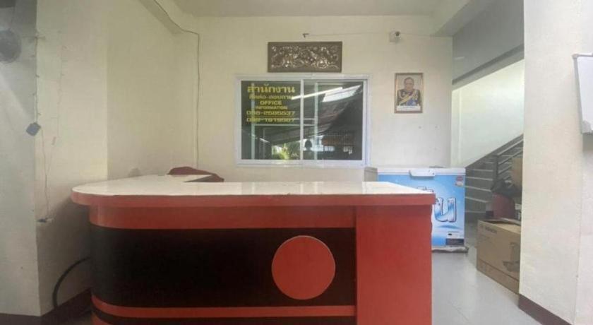 Oyo 1135 Triple A Residence Chiang Mai Luaran gambar